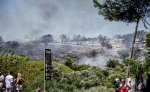 Σε ύφεση η φωτιά στη Βρυσούλα Πρέβεζας