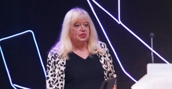 Έφυγε από τη ζωή η Πάολα Ρεβενιώτη, εμβληματική μορφή του ΛΟΑΤΚΙ+ κινήματος στην Ελλάδα