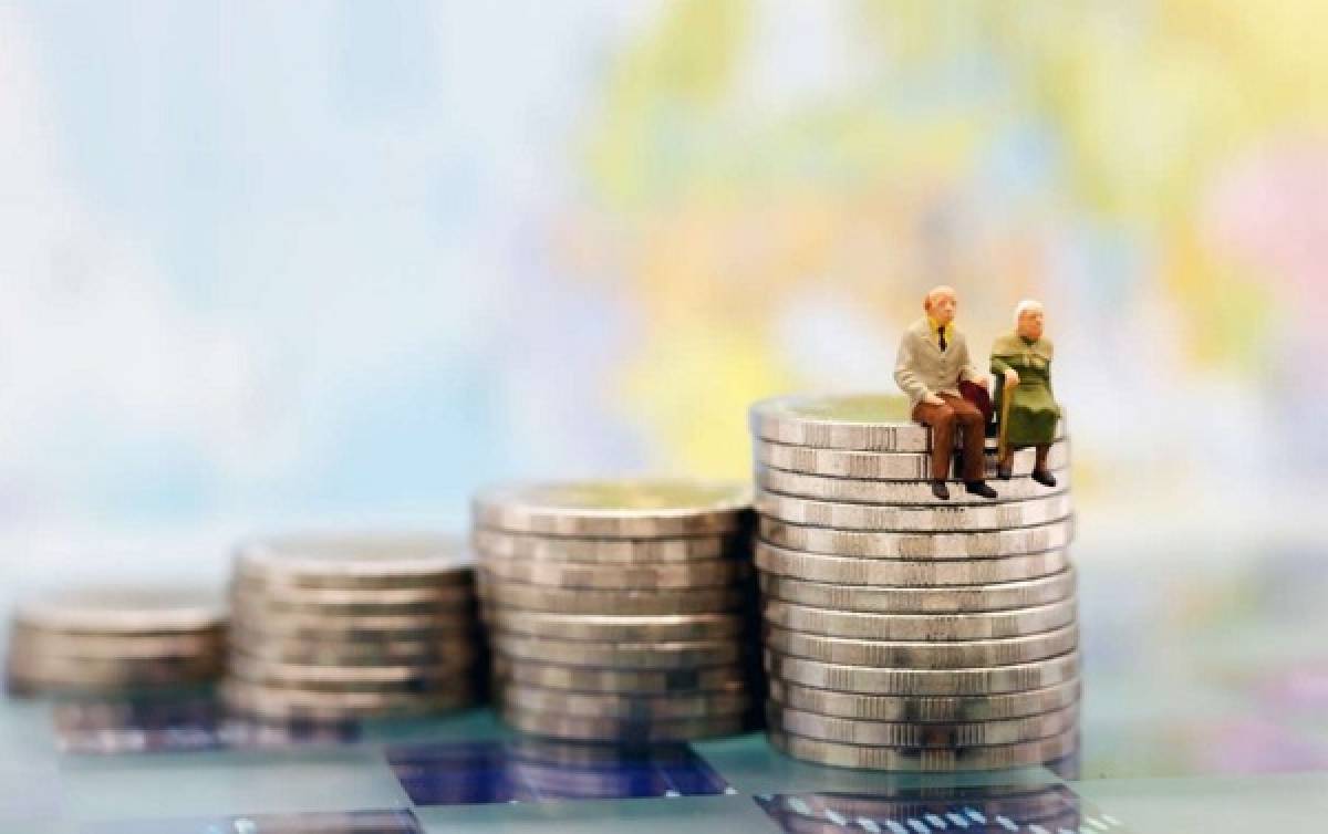 «Μπαράζ» πληρωμών με αναδρομικά και επιδόματα-Ποιοι είναι οι δικαιούχοι