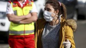 Αυστρία: Υποχρεωτική ξανά η μάσκα σε τράπεζες, σουπερμάρκετ και ταχυδρομεία