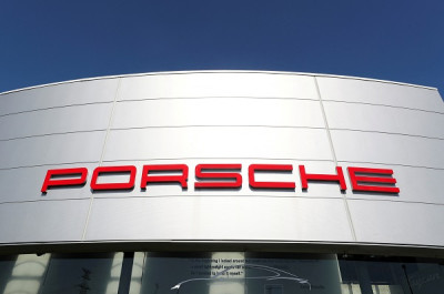 Porsche: Από την ανώτατη τιμή ξεκινά η διαπραγμάτευση της μετοχής