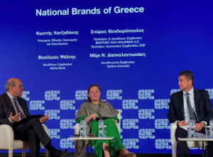Χατζηδάκης: Βιομηχανία και τουρισμός βγάζουν διεθνώς ασπροπρόσωπη τη χώρα