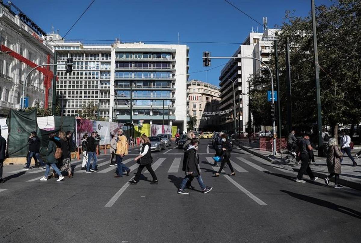 Κορονοϊός-Ελλάδα: 104 θάνατοι και 6.677 νέα κρούσματα- 657 διασωληνωμένοι