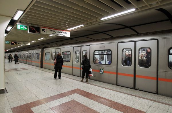 Κανονικά η λειτουργία του σταθμού του μετρό «Σύνταγμα»