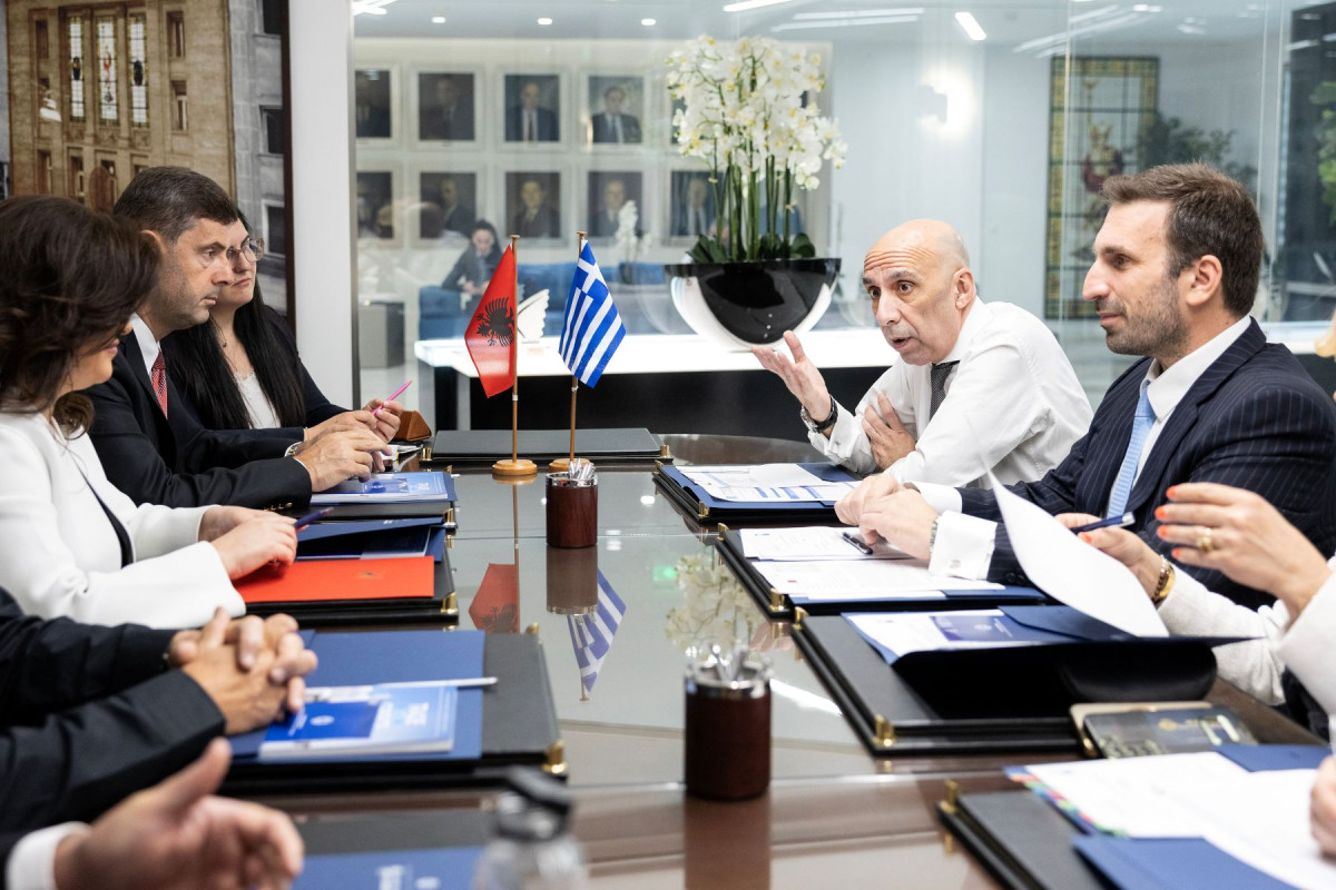 Μπρατάκος: Οι προοπτικές συνεργασίας Ελλάδας και Αλβανίας εκτείνονται σε κρίσιμους αναπτυξιακούς τομείς