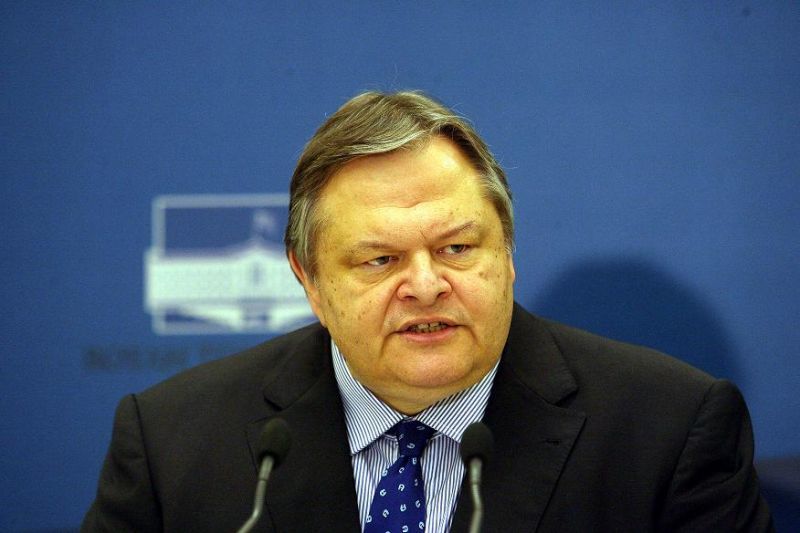 Πολιτικοί τριγμοί λόγω Τζιτζικώστα - Δεν θα παραστεί στην παρέλαση ο Βενιζέλος