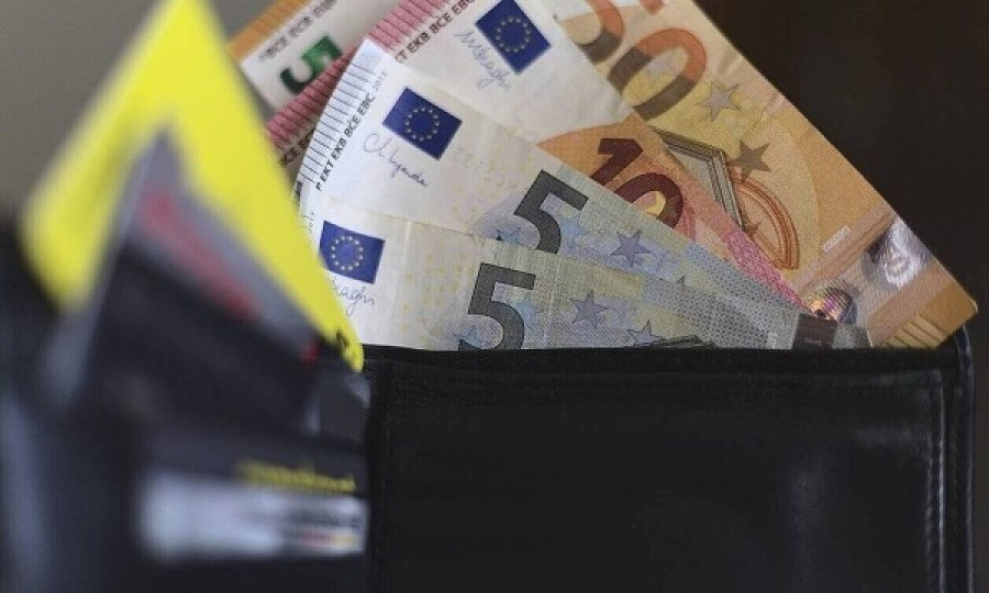 Έρχονται πληρωμές 2 δισ. ευρώ για σχεδόν 4,9 εκατ. δικαιούχους