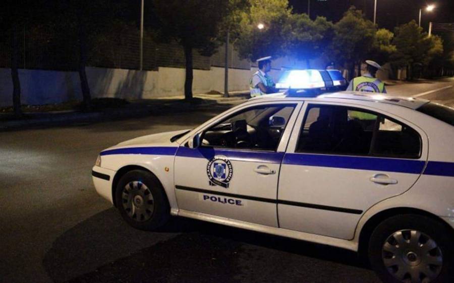 Δύο αστυνομικοί τραυματίστηκαν έπειτα από επίθεση δέκα Ρομά