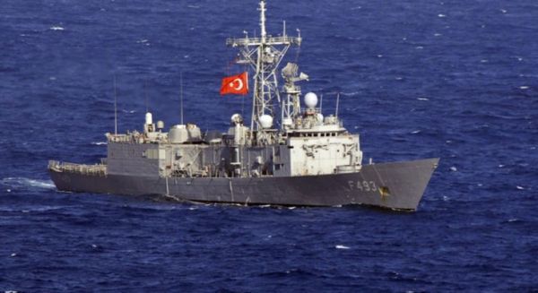 Τούρκοι πραξικοπηματίες κατέλαβαν φρεγάτα- Όμηρος ο αρχηγός του στόλου