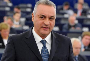 Συνάντηση Μπελέρη- Κεφαλογιάννη στις φυλακές Τιράνων- Ενημερώθηκε η Μέτσολα
