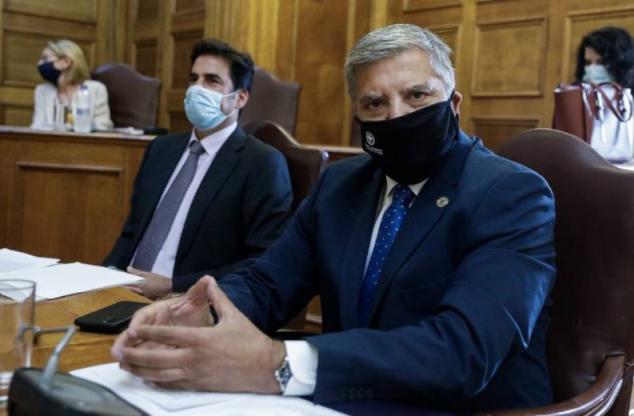 Γεωργιάδης, Πατούλης, Χατζηθεοδοσίου, θα μοιράσουν μάσκες στην Ερμού