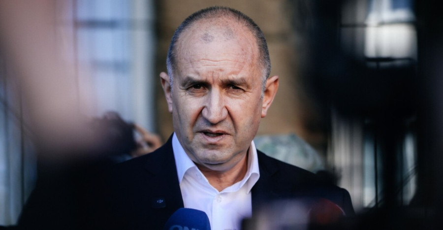 Βουλγαρία: Εντολή σχηματισμού κυβέρνησης έλαβε ο Ράντεφ