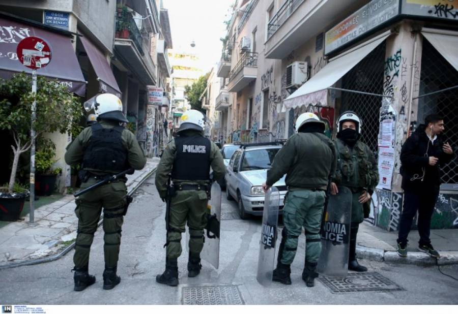 Επιχείρηση «ξεκάρφωμα» στα Εξάρχεια;