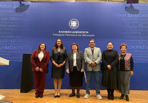 Μενδώνη: Υπέρ της επανένωσης των Γλυπτών του Παρθενώνα το Μεξικό