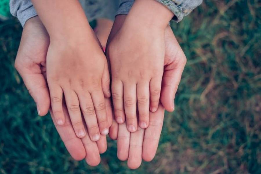 Μειώθηκαν κατά 15% οι υιοθεσίες στην Ελλάδα το 2019 (πίνακες)