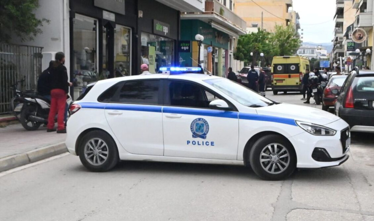 Τρίκαλα: Μητέρα και γιος εντοπίστηκαν νεκροί στο σπίτι τους