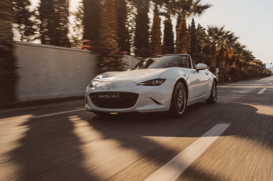 Η διαδικτυακή επικοινωνία ‘Once a Mazda, always a Mazda’ στο Ads of the World