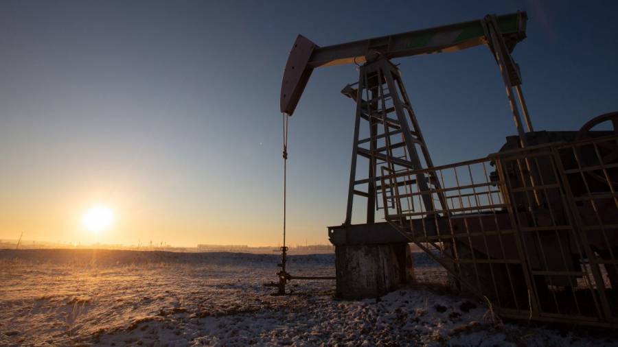 Άλμα κοντά στο 3% το πετρέλαιο-Ρυθμιστές Σαουδική Αραβία και Όμικρον
