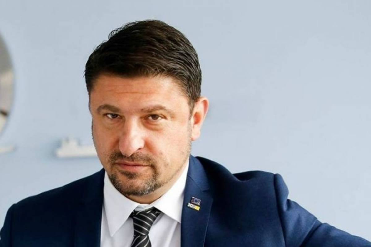 Έκτακτη σύσκεψη στον Πόρο υπό τον Χαρδαλιά