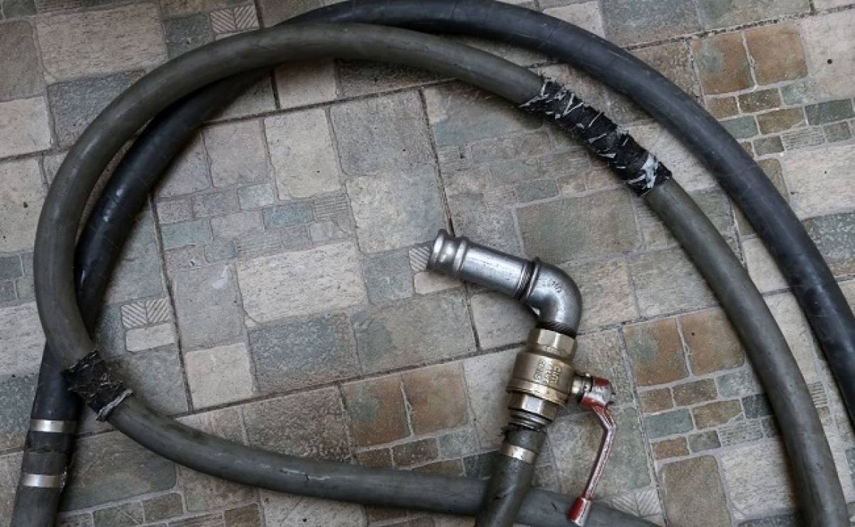 Να μειωθεί η φορολογία και στα καύσιμα ζητά η ΠΟΠΕΚ