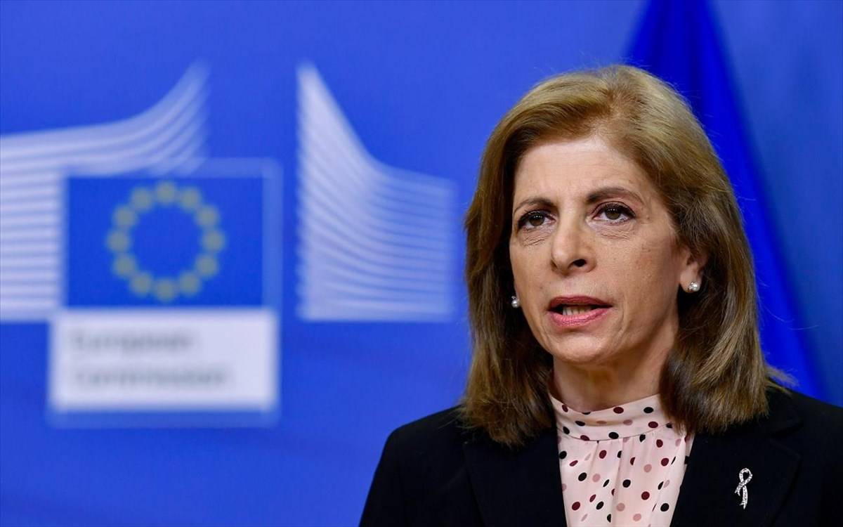 Κυριακίδου: Τα κράτη-μέλη να επικεντρωθούν στον εμβολιασμό