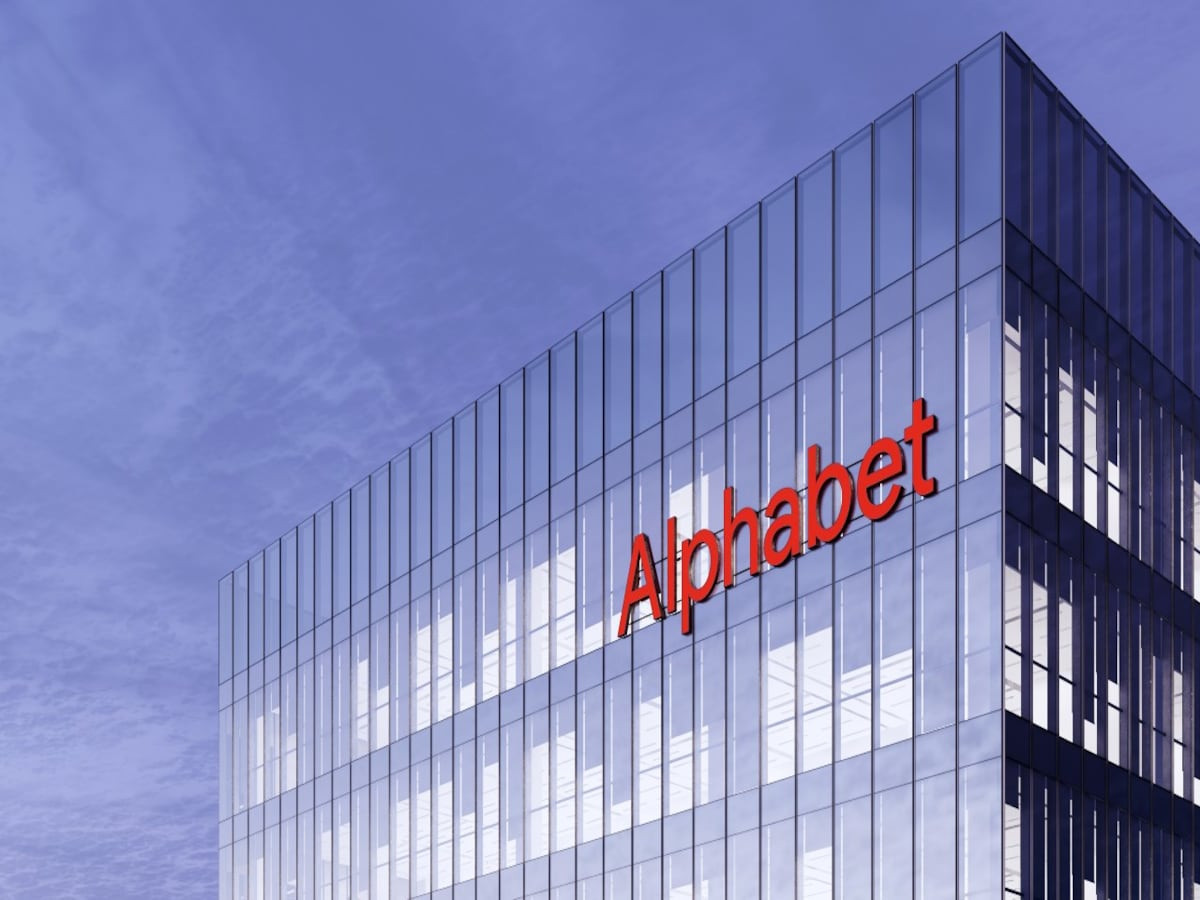 Goldman Sachs: Η Alphabet «σηκώνει» $80 δισ. και οδηγεί τη Wall Street σε «αχαρτογράφητα νερά»