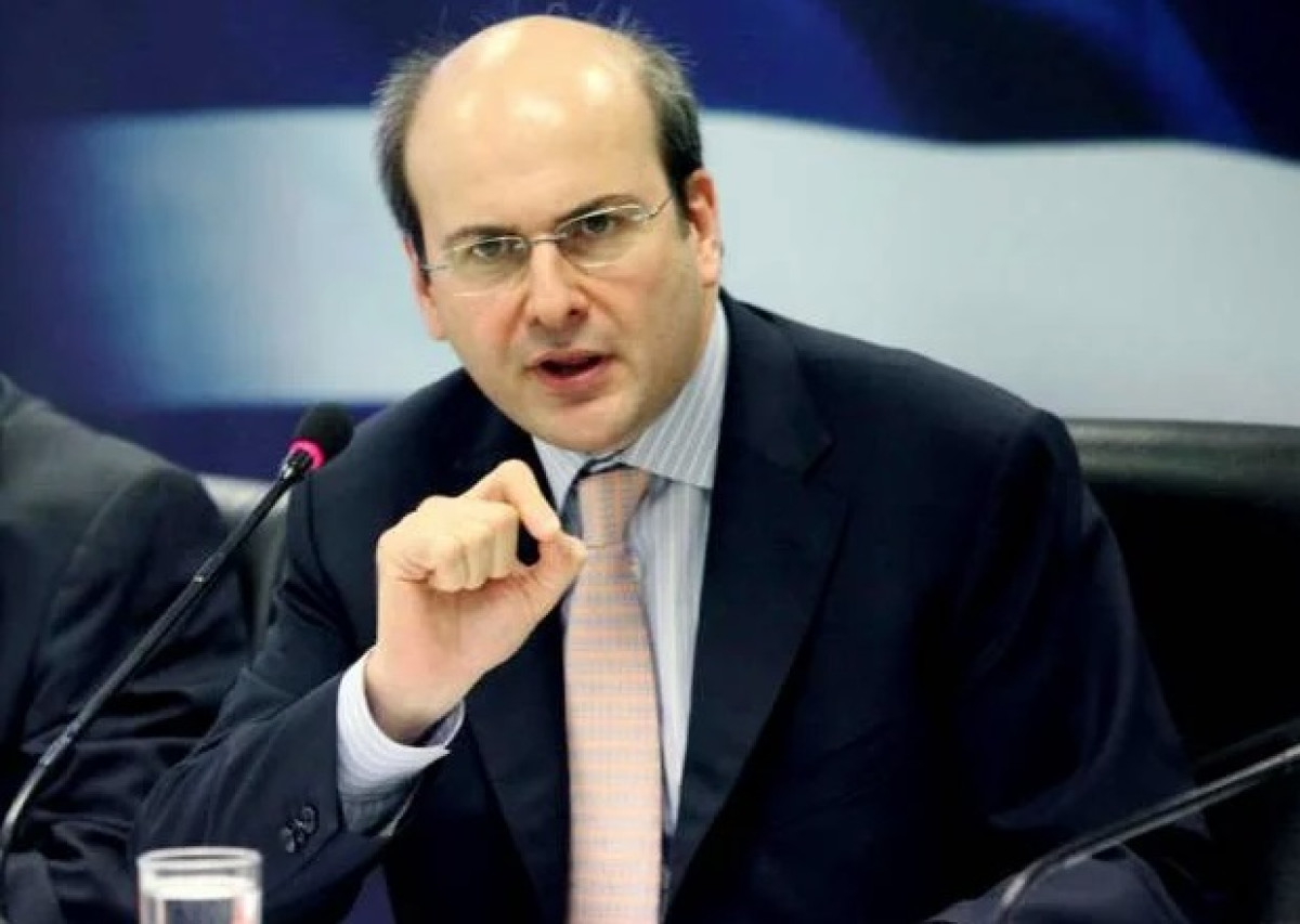 Χατζηδάκης: Μόνο τα παγκάρια των εκκλησιών δεν θα έχουν POS