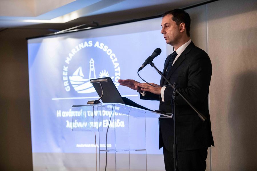Θεοχάρης: Σε τρία στάδια ο σχεδιασμός για τις μαρίνες