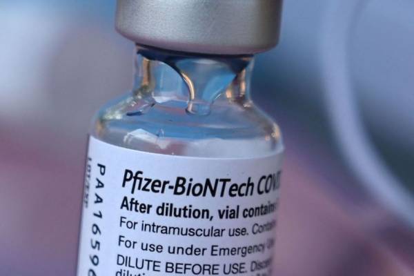 Εμβόλιο Pfizer: Προσφέρει προστασία 93% στις ηλικίες 12 έως 18