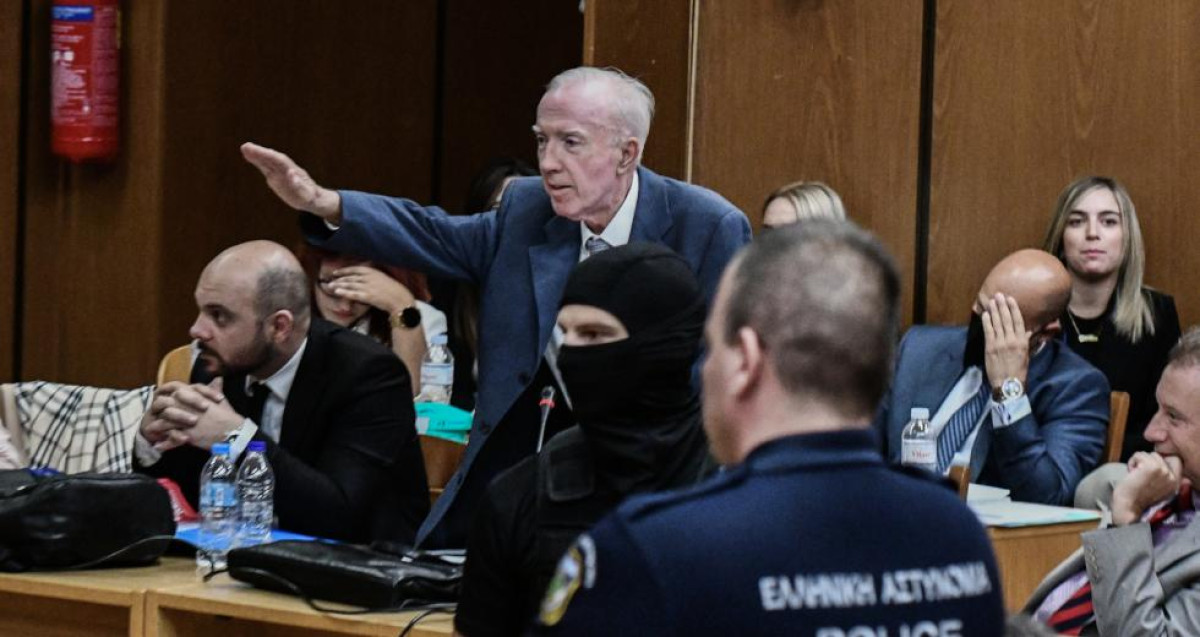 Εισαγγελική έρευνα για τον ναζιστικό χαιρετισμό του Πλεύρη