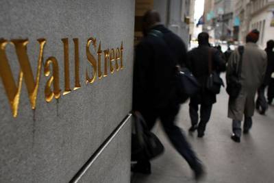 Στο κόκκινο η Wall Street-Πτώση 150 μονάδων για τον Dow