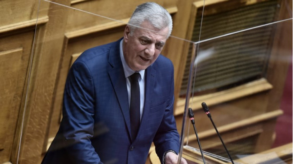 Mυλωνάκης-Ελληνική Λύση: Aπό το Σεπτέμβριο στηνόταν το χτύπημα περί «αποστασιών»