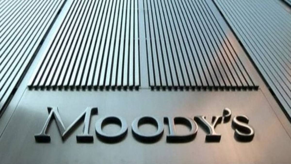 Moody's: Αναβάθμιση ελληνικών καλυμμένων ομολόγων