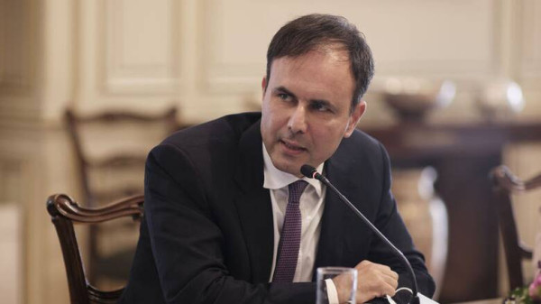 Ο Πατέλης λέει ότι πρέπει να αυξηθούν τα επιτόκια καταθέσεων. Μπορεί όμως να πιέσει τις τράπεζες;