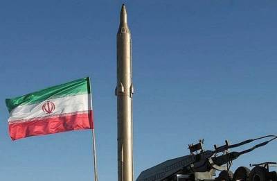 Ιράν: Παρουσίασε τρεις νέους τύπους τηλεκατευθυνόμενων πυραύλων