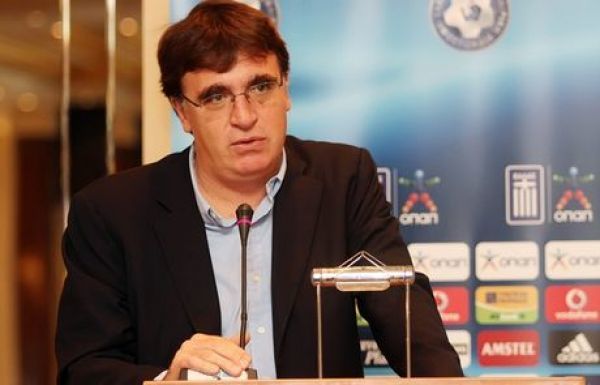 UEFA: Δεν θέλει την προεδρία ο Θ. Θεοδωρίδης
