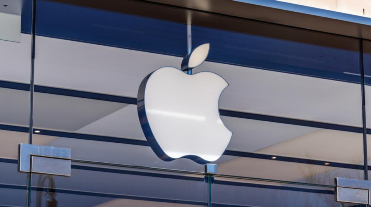 Η Κίνα εξετάζει απαγόρευση των iPhones σε κρατικές υπηρεσίες