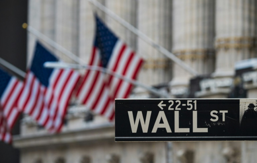 Κέρδη για την Wall Street-Στο επίκεντρο τα πρακτικά της Fed