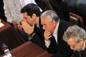 Πολιτικός «καύσωνας» διαρκείας για την κυβέρνηση