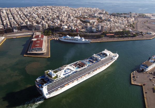 ΟΛΠ: Σημαντική αύξηση των επιβατών transit κρουαζιέρας το 2013