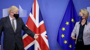 Brexit: Οι Βρυξέλλες υπέγραψαν τη συμφωνία-Σειρά του Λονδίνου