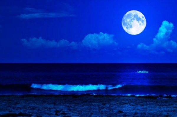 Απόψε το φεγγάρι θα είναι... &quot;μπλε&quot; (video)