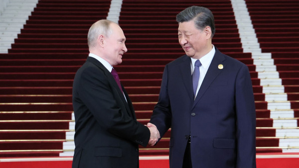 H στρατηγική συνεργασία Ρωσίας-Κίνας θα μπορούσε να... συντρίψει τις ΗΠΑ