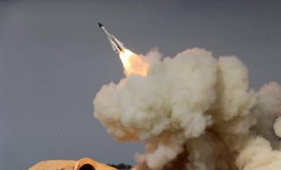 Ισραηλινά πυραυλικά πλήγματα προκάλεσαν το θάνατο 11 μαχητών στη Δαμασκό