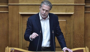 Γερουλάνος: Χιλιάδες οικογένειες αποκλείονται από την παραγωγική διαδικασία λόγω του ιδιωτικού χρέους