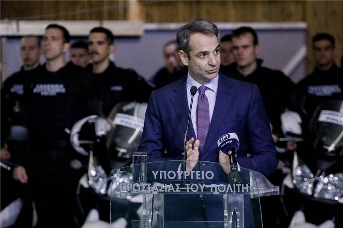 Μητσοτάκης: Οι αστυνομικοί θα είναι στο δρόμο, όχι στα γραφεία
