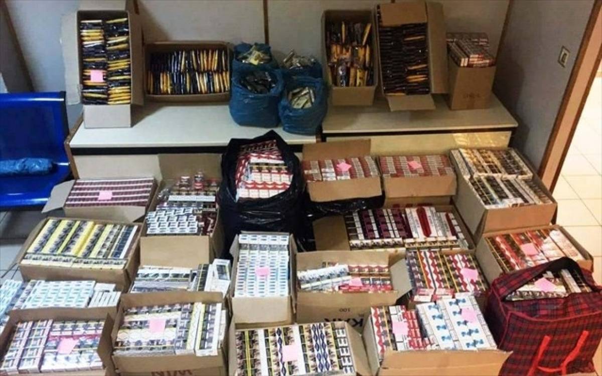 ΕΛΑΣ: Έξι συλλήψεις αλλοδαπών για διακίνηση λαθραίων τσιγάρων