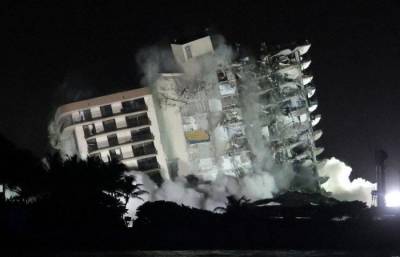 Φλόριντα: Κατεδαφίστηκε το κτίριο πριν την τροπική καταιγίδα Έλσα