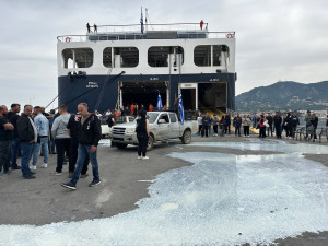 Λέσβος: Κλιμακώνουν τις κινητοποιήσεις τους οι κτηνοτρόφοι – Παραμένει μπλοκαρισμένο το λιμάνι