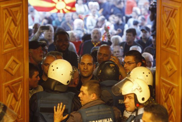 Αμερικανική βοήθεια στην ΠΓΔΜ, για άρση αδιεξόδου